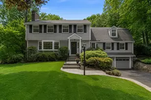 22 Tanglewood Rd, Wellesley, MA 02481 - Photo 1