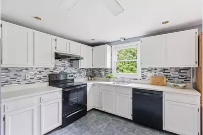 31 Myricks St, Lakeville, MA 02347 - Photo 4
