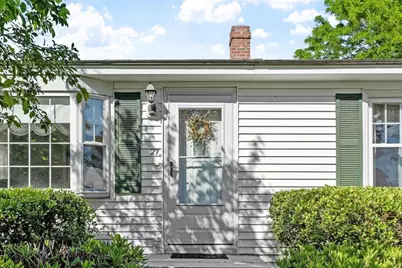 27 Sunset Rd, Dracut, MA 01826 - Photo 2
