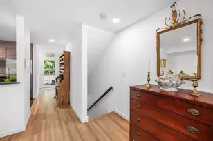 27 West St, Beverly, MA 01915 - Photo 6