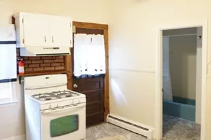 13 Myrtle St, Lowell, MA 01850 - Photo 10