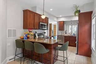 62 Hudson St, Somerville, MA 02143 - Photo 8