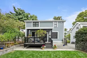 299 Columbia, Cambridge, MA 02139 - Photo 2