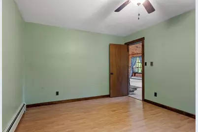 688 Whitney St, Gardner, MA 01440 - Photo 26