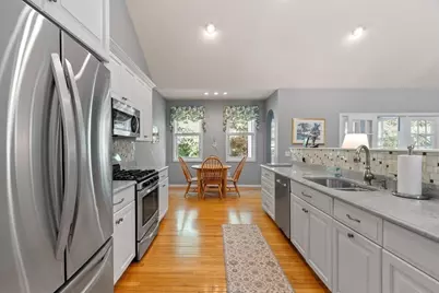 86 Beechwood, Haverhill, MA 01832 - Photo 6