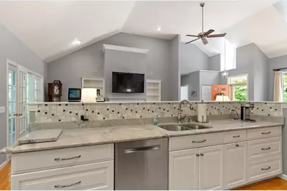 86 Beechwood, Haverhill, MA 01832 - Photo 8