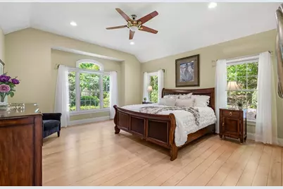 9 Fiorenza Dr, Wilmington, MA 01887 - Photo 16