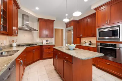 48 Summit Rd #9, Belmont, MA 02478 - Photo 6
