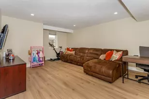 14 Endicott Pl, Canton, MA 02021 - Photo 18