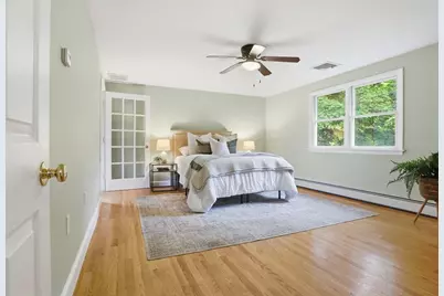 6 Hillcrest Rd, Bedford, MA 01739 - Photo 16