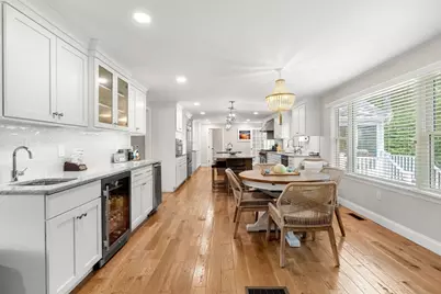 10 Captain Cir, Tewksbury, MA 01876 - Photo 16