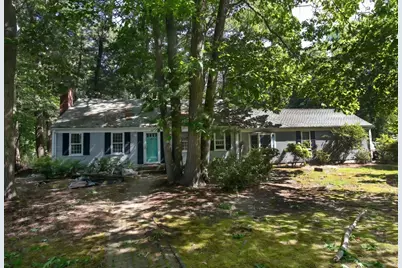 85 Fox Hill Dr, Bridgewater, MA 02324 - Photo 2