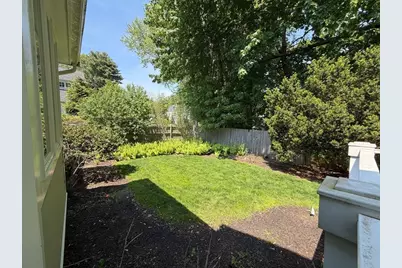 3 Sprague Rd, Wellesley, MA 02481 - Photo 30