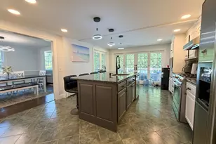 3 Sprague Rd, Wellesley, MA 02481 - Photo 4