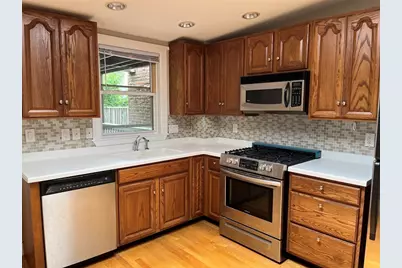 137 West Eighth Street #3, Boston, MA 02127 - Photo 2