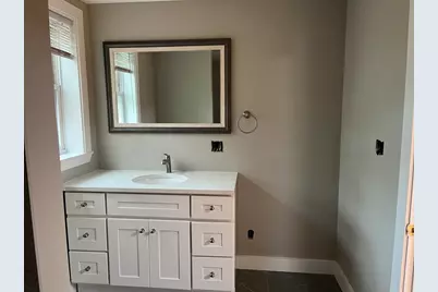 137 West Eighth Street #3, Boston, MA 02127 - Photo 4