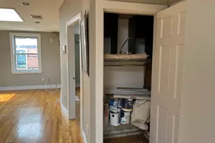 137 W 8th St, Boston, MA 02127 - Photo 8