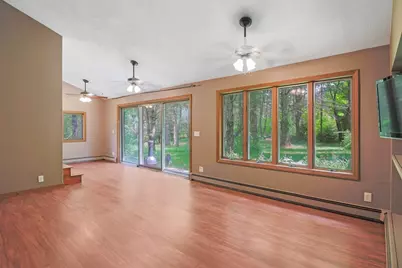 856 N Main St, Orange, MA 01364 - Photo 8
