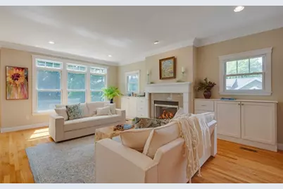 39 Lawton Rd, Needham, MA 02492 - Photo 4