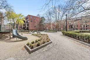 75 Montgomery St, Boston, MA 02116 - Photo 8
