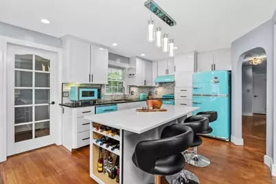 343 School St, Belmont, MA 02478 - Photo 8