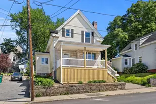 28 Hawthorne St, Lynn, MA 01902 - Photo 2