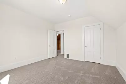 28 Hawthorne St, Lynn, MA 01902 - Photo 32