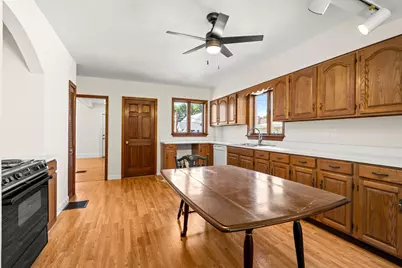 28 Hawthorne St, Lynn, MA 01902 - Photo 16