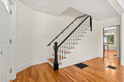 28 Hawthorne St, Lynn, MA 01902 - Photo 12
