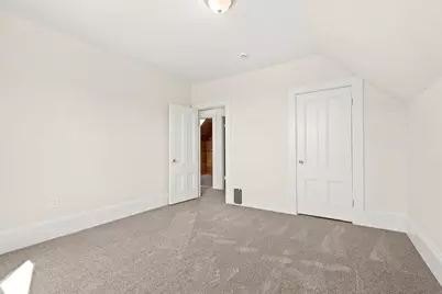 28 Hawthorne St, Lynn, MA 01902 - Photo 32