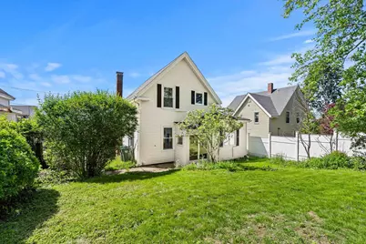 28 Hawthorne St, Lynn, MA 01902 - Photo 4