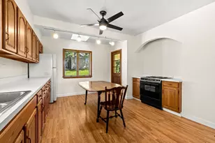 28 Hawthorne St, Lynn, MA 01902 - Photo 14