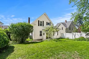 28 Hawthorne St, Lynn, MA 01902 - Photo 4