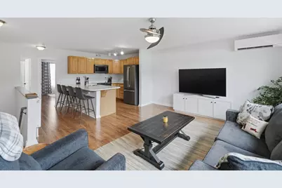 22 Maine Avenue #22, Easthampton, MA 01027 - Photo 4