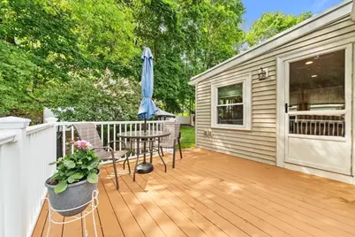 36 Ellis Street, Woburn, MA 01801 - Photo 32