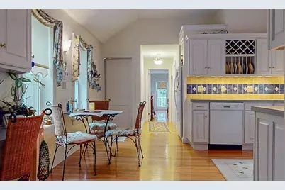 198 W. Main Street, Millbury, MA 01527 - Photo 8