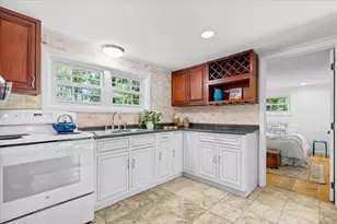 34 Great Wind Dr, Plymouth, MA 02360 - Photo 10