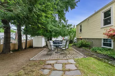 93 Prescott St, Medford, MA 02155 - Photo 22