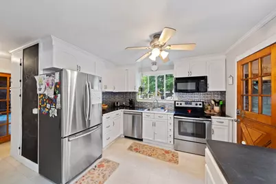 285 Raynor Ave, Whitman, MA 02382 - Photo 4
