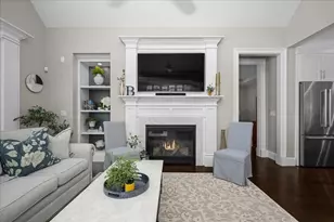 32 Hawk Ln, Framingham, MA 01701 - Photo 10