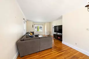 38 Pleasant St, Milford, MA 01757 - Photo 12