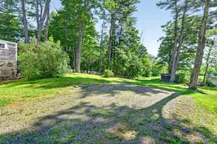 17 S Main St, Petersham, MA 01366 - Photo 28
