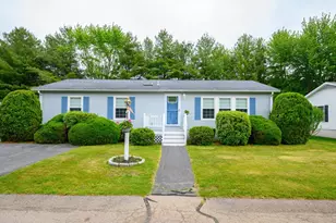 53 Country Dr, Bridgewater, MA 02324 - Photo 2