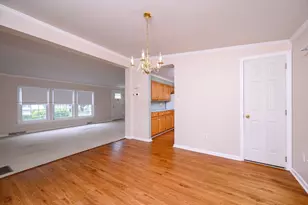 53 Country Dr, Bridgewater, MA 02324 - Photo 8
