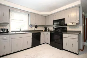 19 Juliette Rd, Saugus, MA 01906 - Photo 4