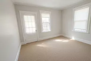113 Oliver St, Malden, MA 02148 - Photo 6