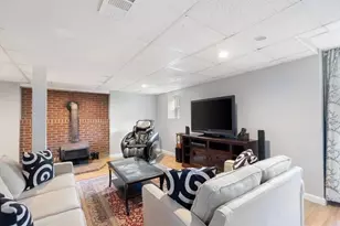 33 Marion St, Wilmington, MA 01887 - Photo 16