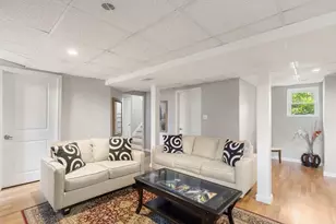 33 Marion St, Wilmington, MA 01887 - Photo 14