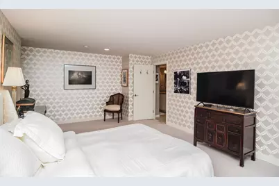 210 Nahanton #407, Newton, MA 02459 - Photo 12