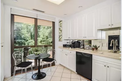 210 Nahanton #407, Newton, MA 02459 - Photo 8